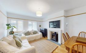 Stunning 2 Bed Flat In Richmond